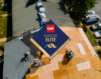 roofing contractor replacing a roof in Spokane Valley