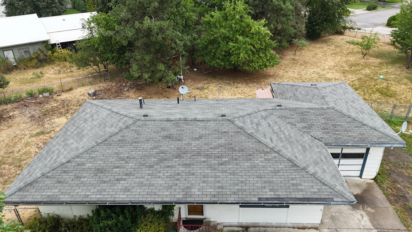 Lake City Roofing before & after images