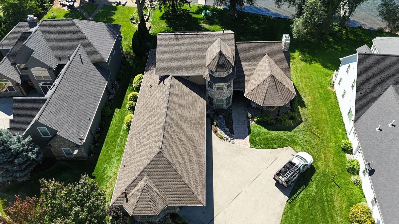 Lake City Roofing before & after images