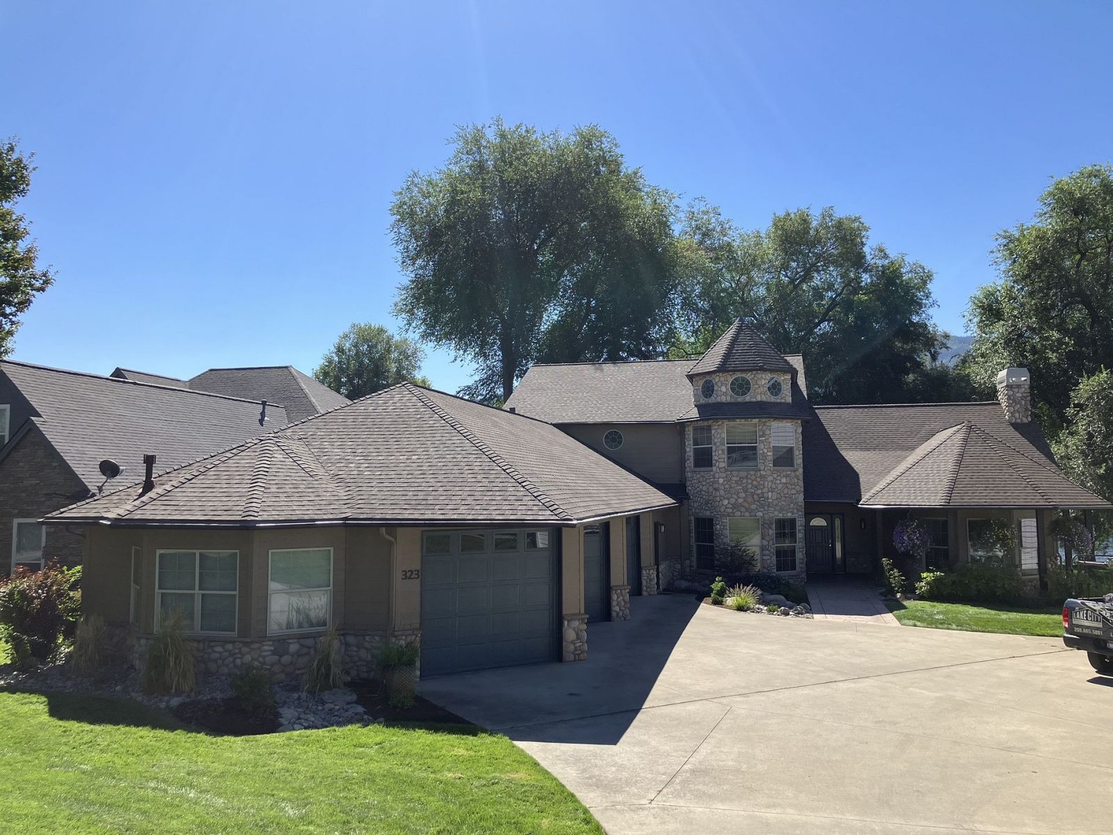 Lake City Roofing before & after images