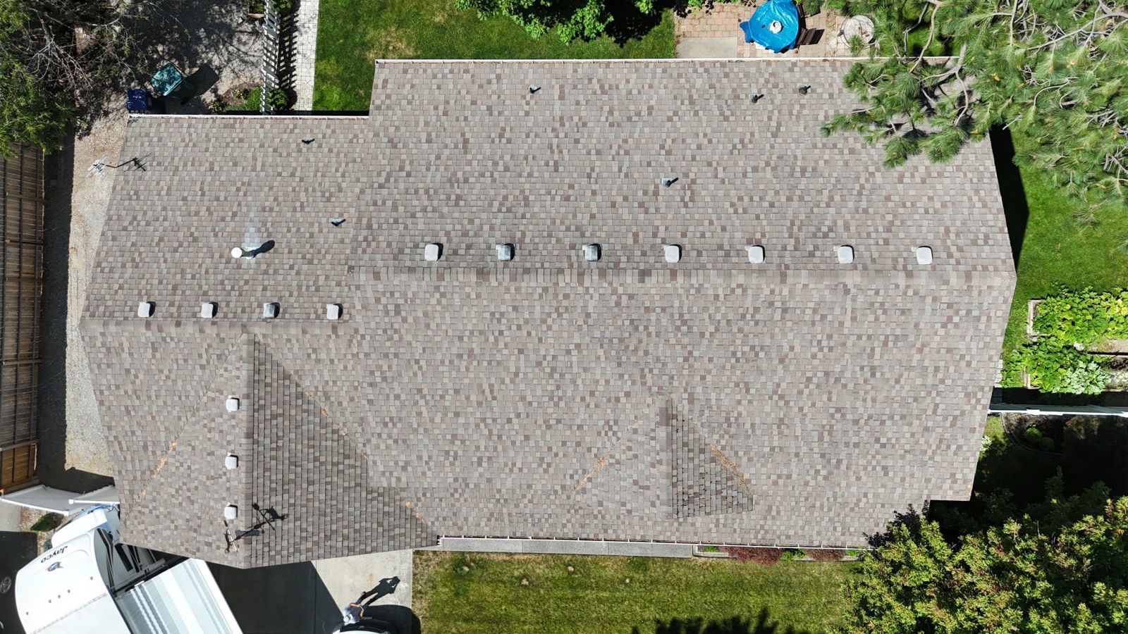 Lake City Roofing before & after images