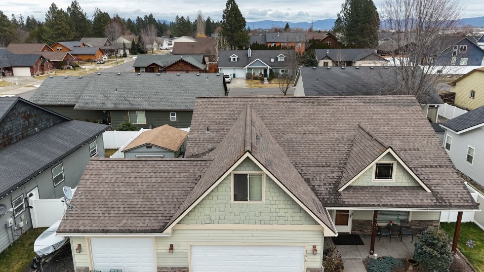 Lake City Roofing before & after images