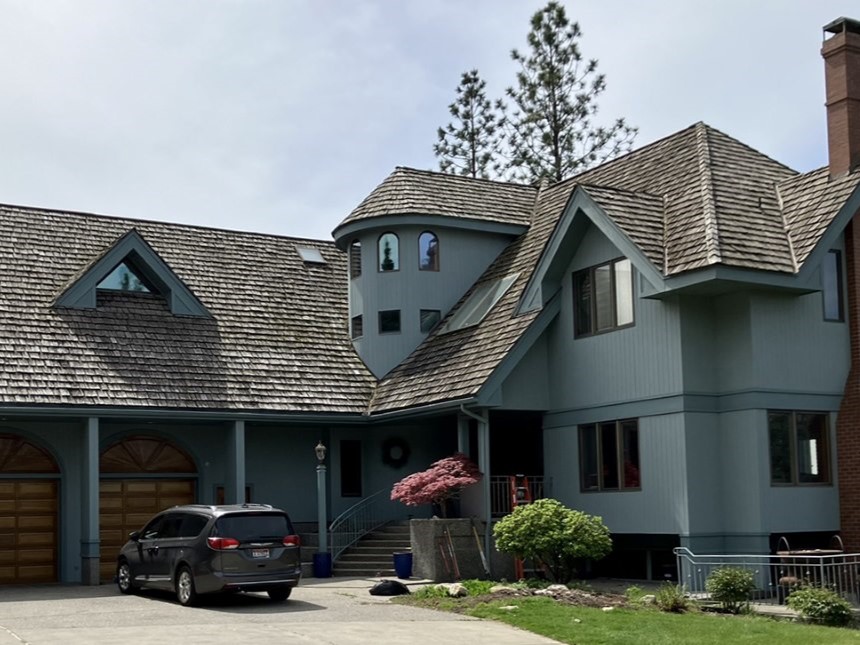 Lake City Roofing before & after images