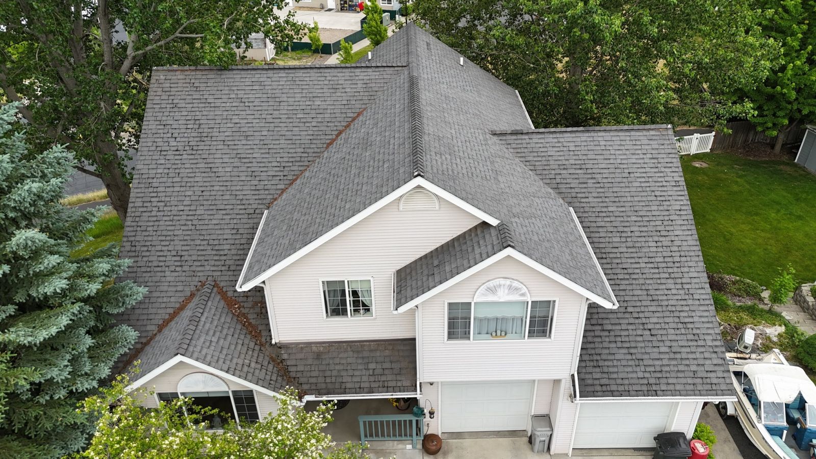 Lake City Roofing before & after images