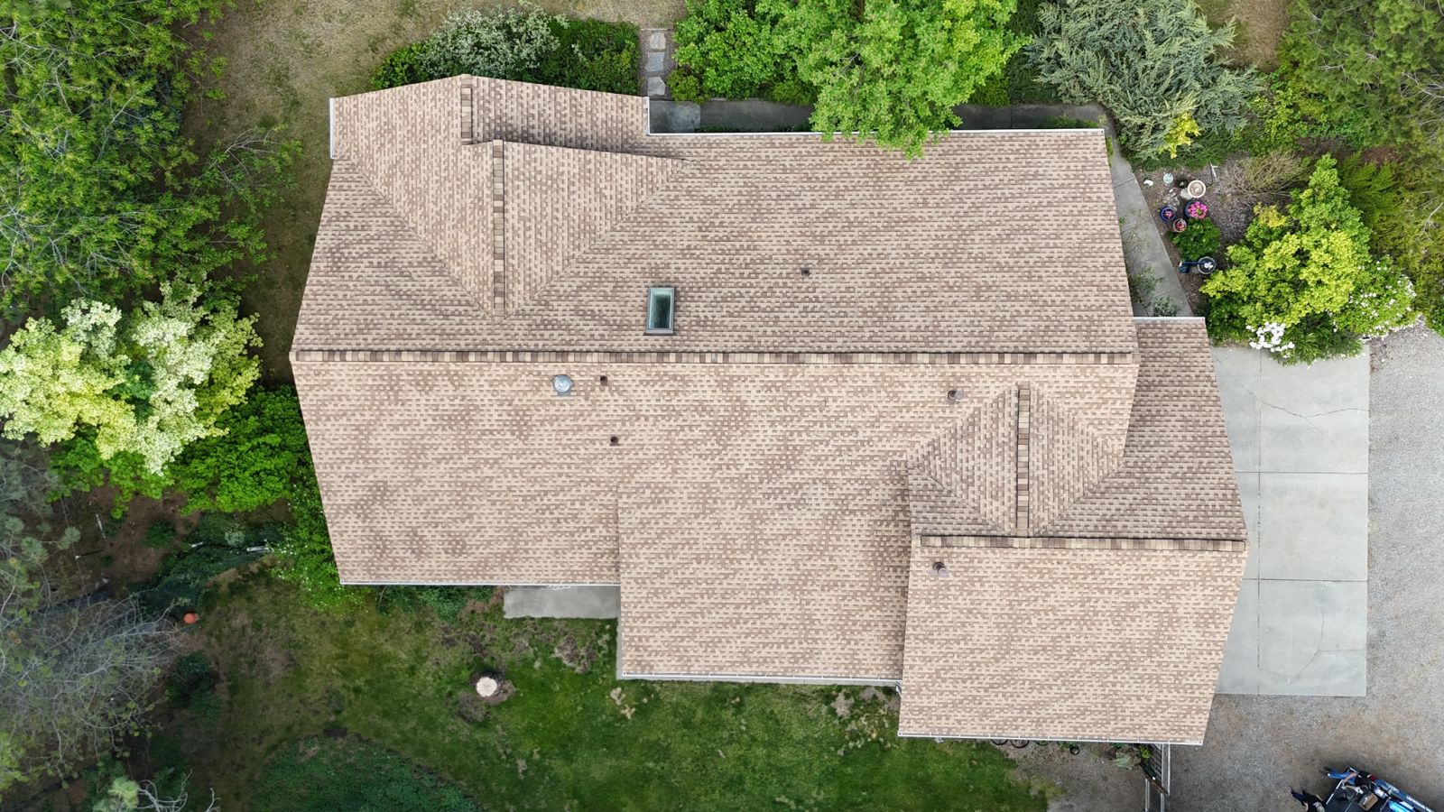 Lake City Roofing before & after images
