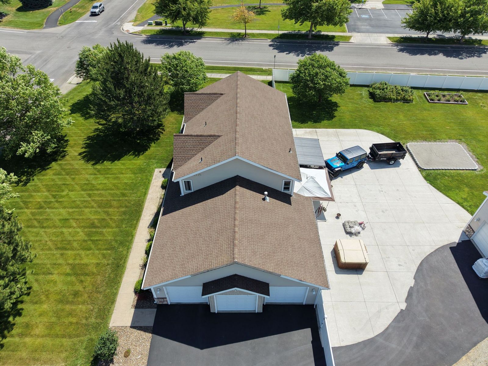 Lake City Roofing before & after images
