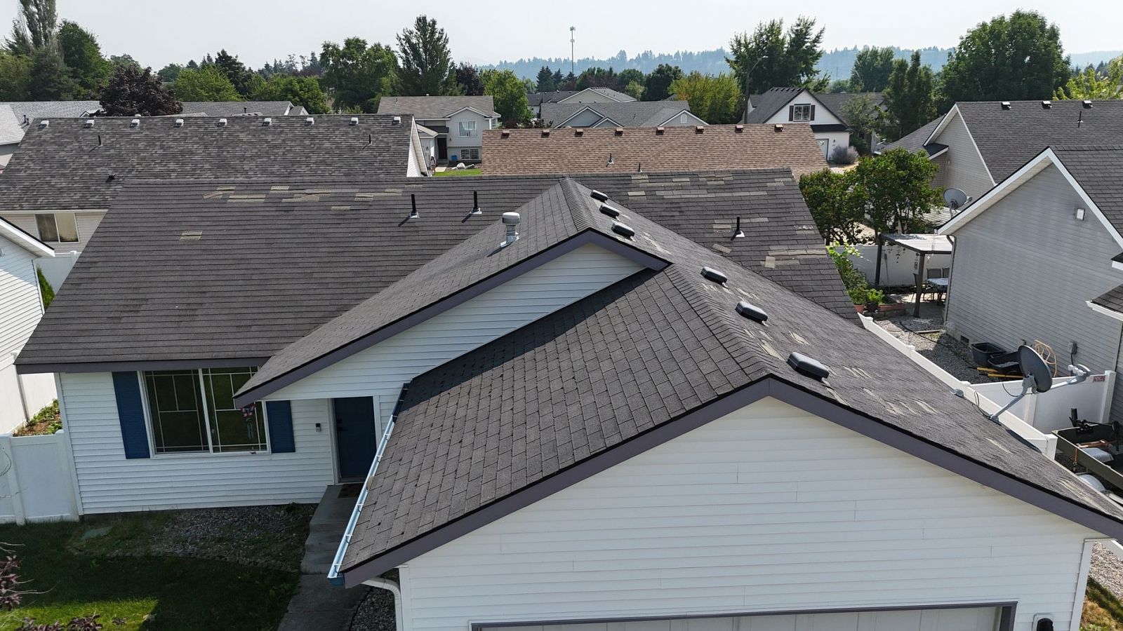Lake City Roofing before & after images