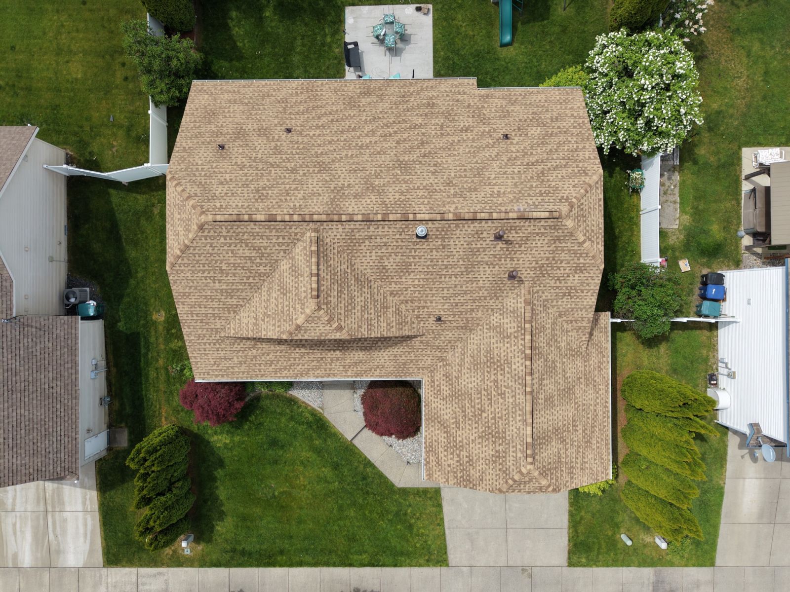 Lake City Roofing before & after images