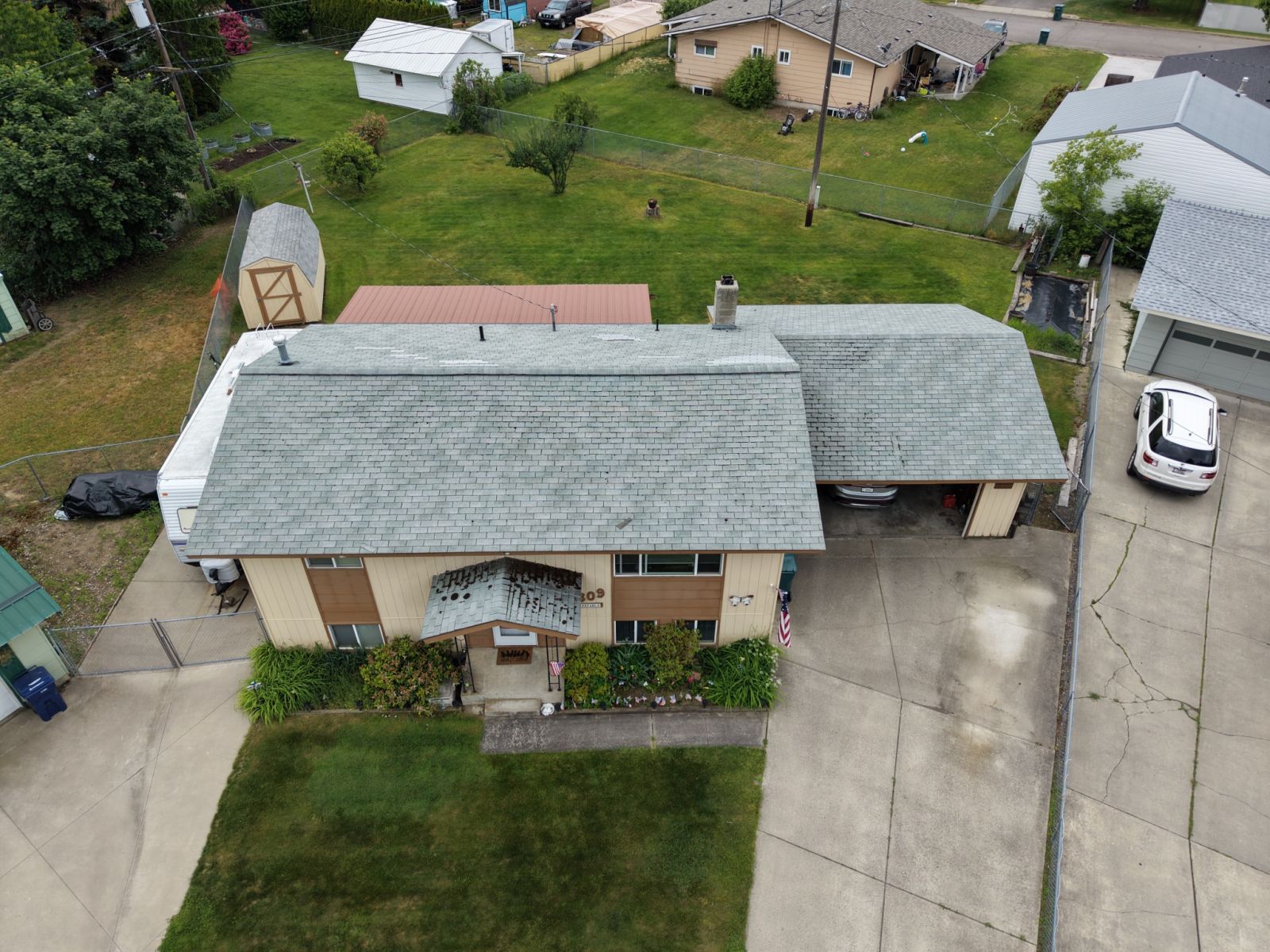 Lake City Roofing before & after images