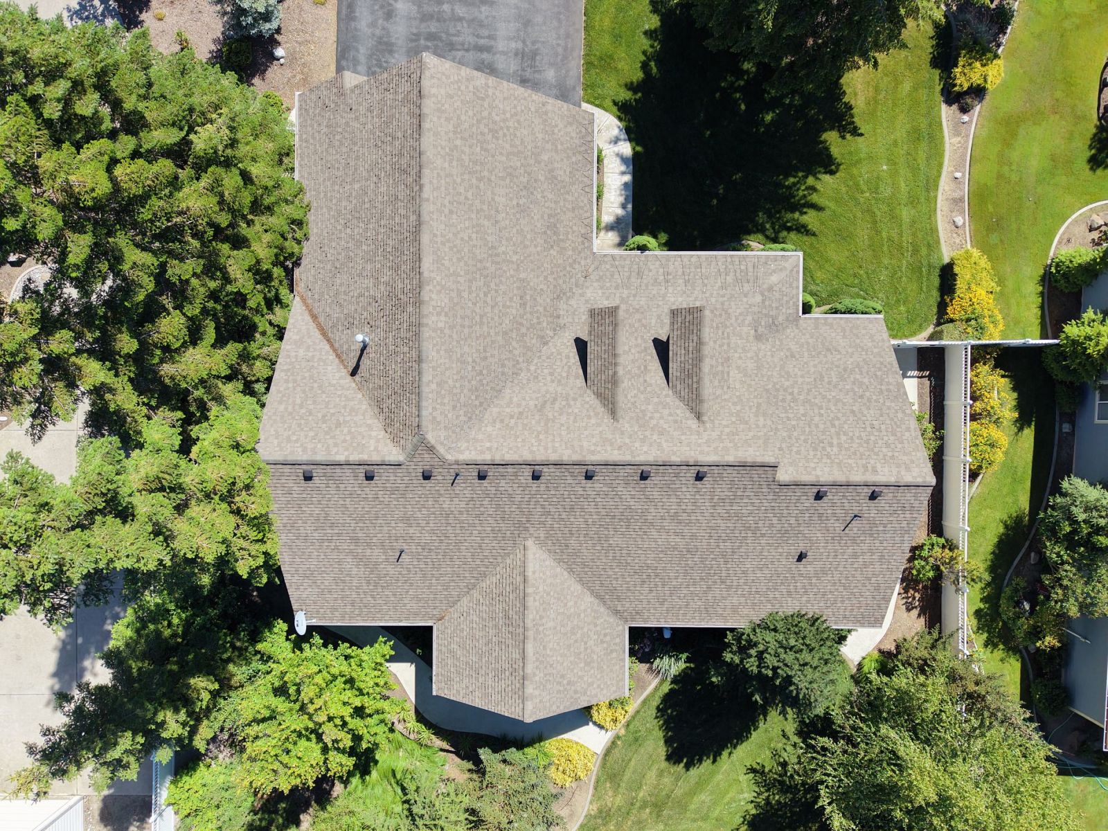 Lake City Roofing before & after images